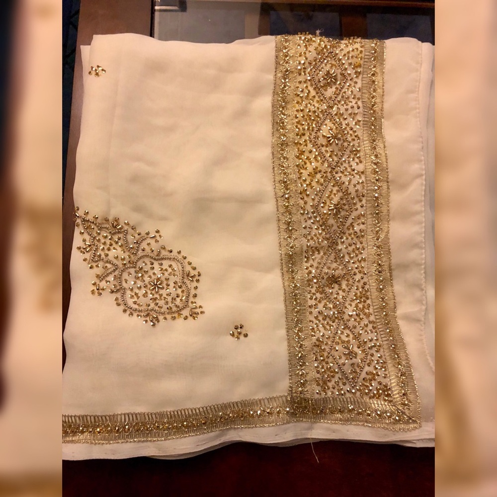 OFF WHITE SAREE WITH SEQUINED BORDER